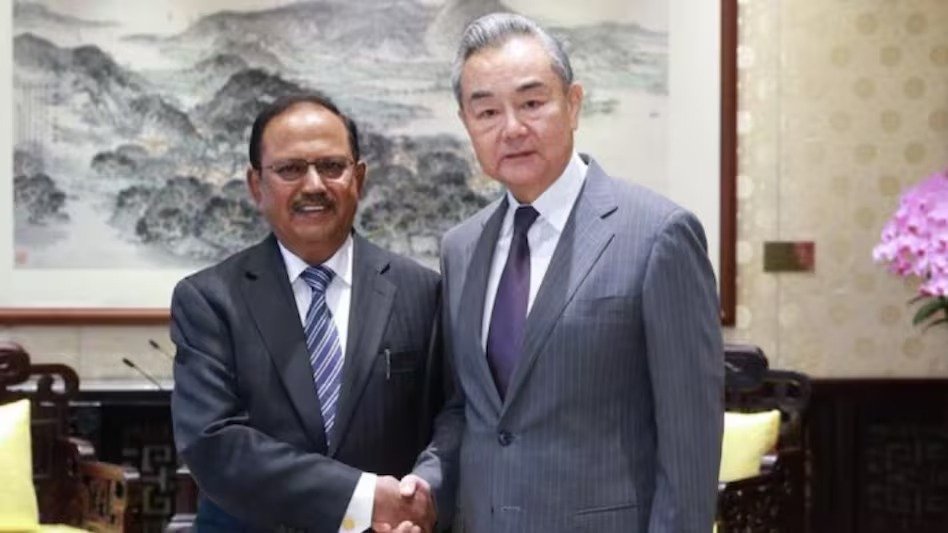 चीन पहुंचे अजित डोभाल, कल वांग यी से होगी अहम वार्ता; LAC पर क्या निकलेगा रास्ता?